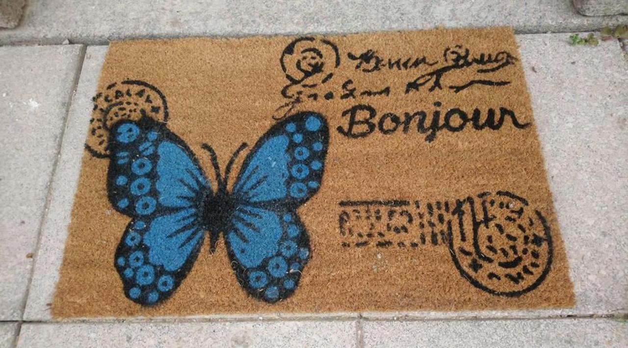 Le Papillon Villa Isserpent Eksteriør bilde
